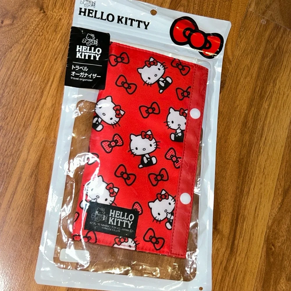 Brand New in Packaging Hello Kitty by Sanrio Travel Organizer